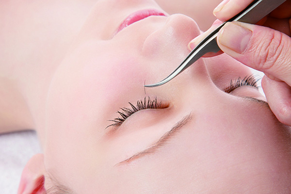 Eyelash extension